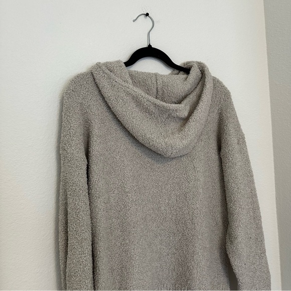UGG Fluffy Soft Cozy Pullover Hoodie Side Slits Light Gray Size XL Women’s - Picture 6 of 8